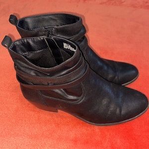 Black Booties Kim Rogers